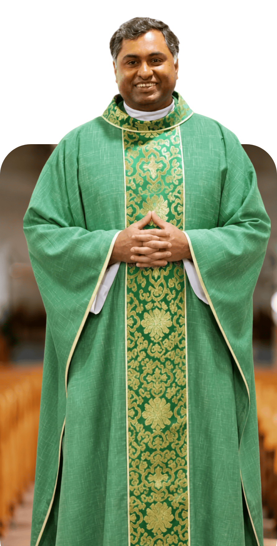 Fr Paul Chackanikunnel, Parish Priest, in green vestments